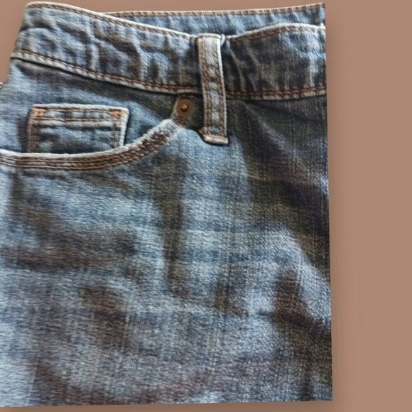 Universal Thread Distressed Denim Shorts Womens 2/26R Casual Style - Picture 5 of 12